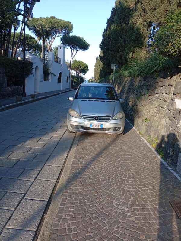 Incivili a Ischia da 61 a 70